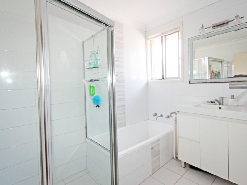 18 York Road, South Penrith NSW 2750