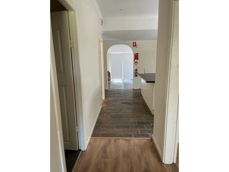 37 Guildford Road, Cambridge Park NSW 2747