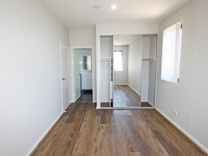 810/240-250 Great Western Highway, Kingswood NSW 2747