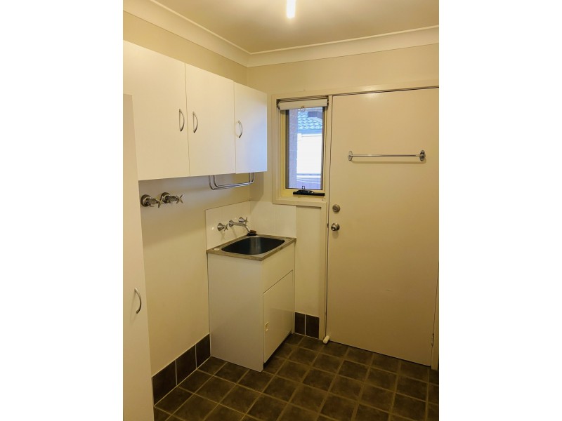 2/2 Sydney Street, Oxley Park NSW 2760