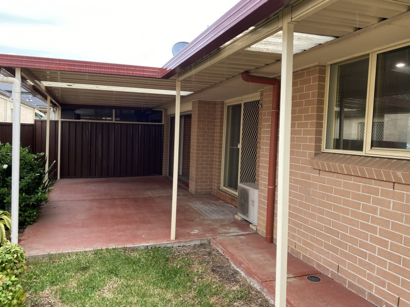 2/2 Sydney Street, Oxley Park NSW 2760