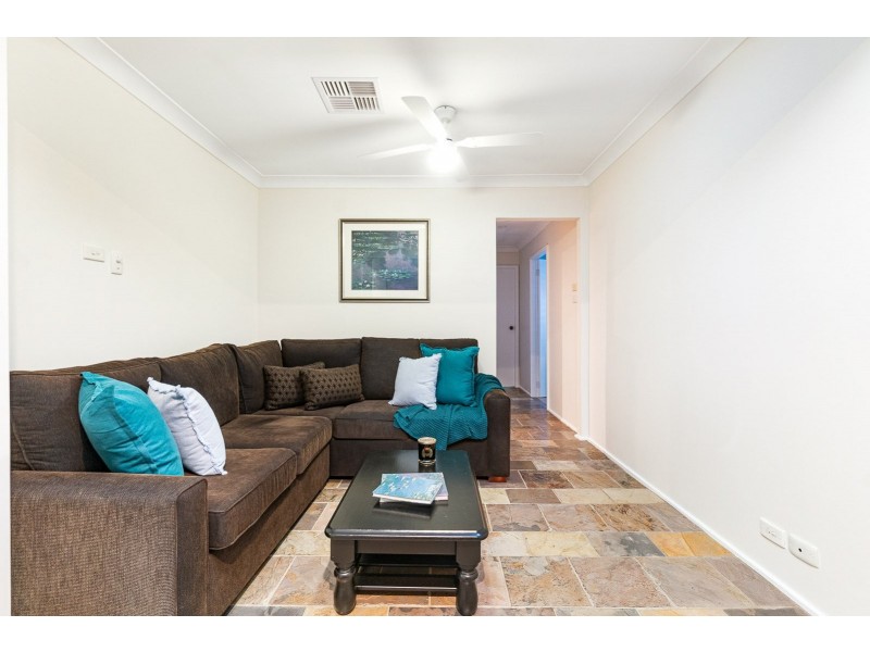25 Gatehouse Circuit, Werrington Downs NSW 2747