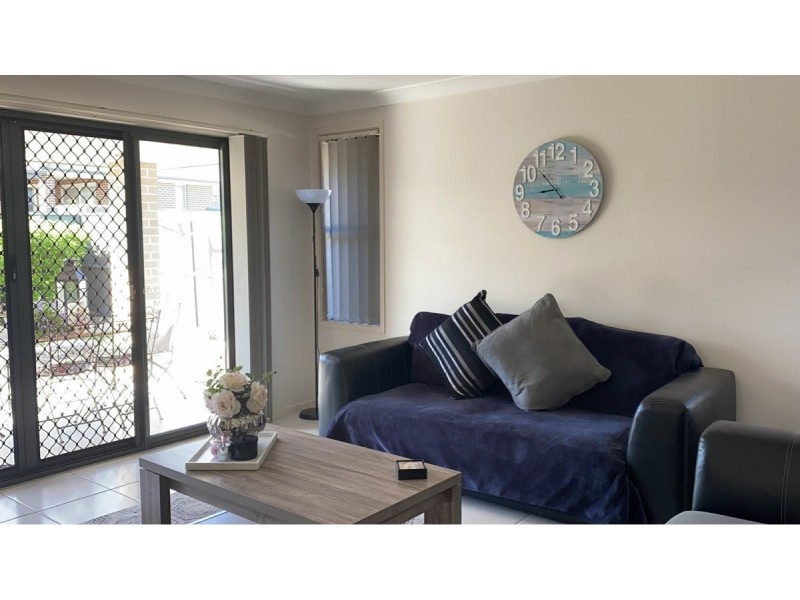 12 Bond Street, Ropes Crossing NSW 2760