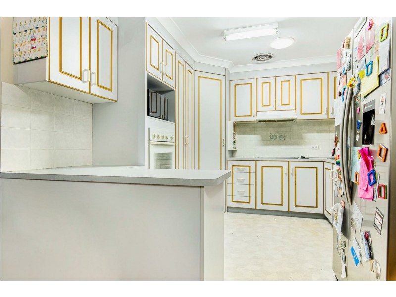 9 Oxford Street, Cambridge Park NSW 2747