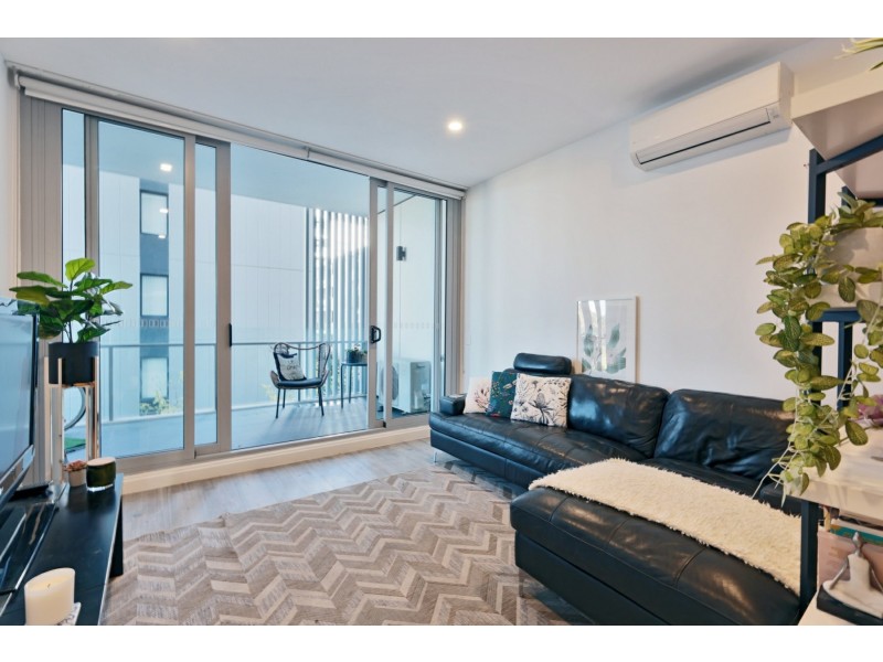 309/10 Aviators Way, Penrith NSW 2750