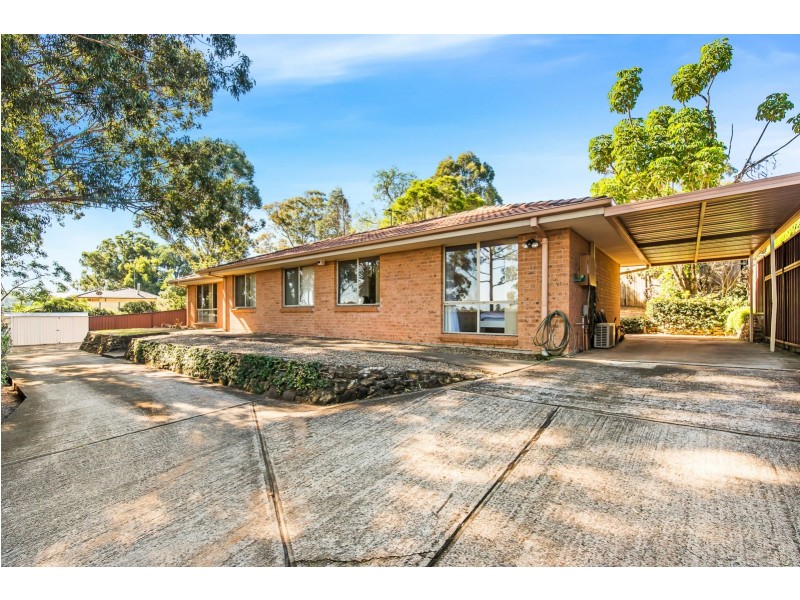 4 Gorman Place, Cranebrook NSW 2749