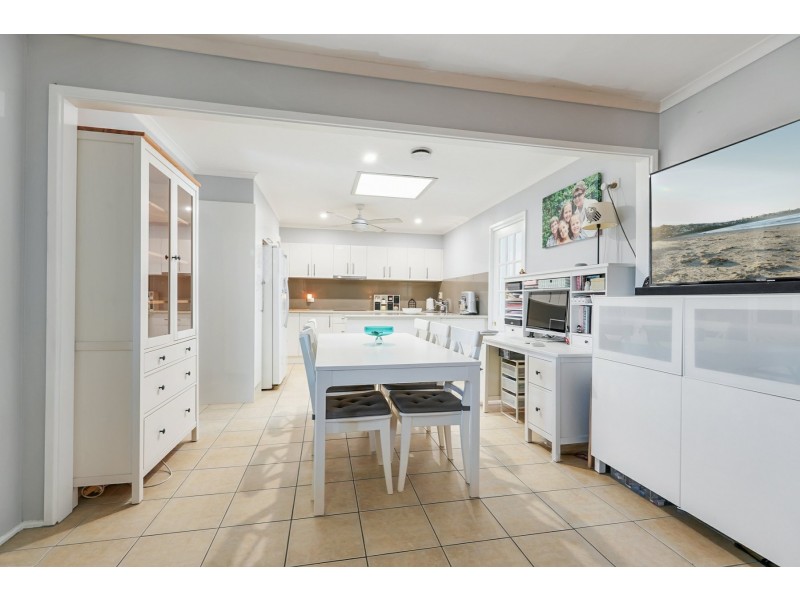 28 Lyn Circuit, Jamisontown NSW 2750