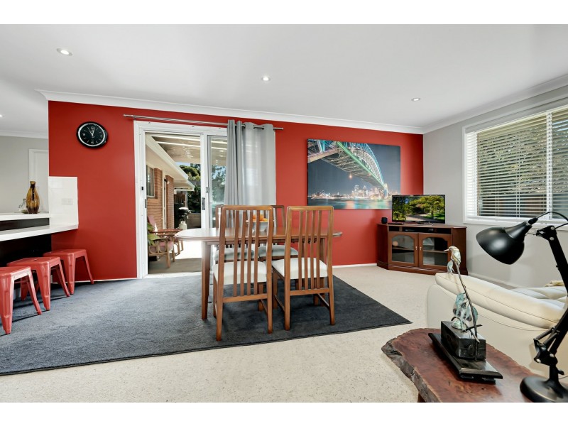 8 Moorehead Ave, Silverdale NSW 2752