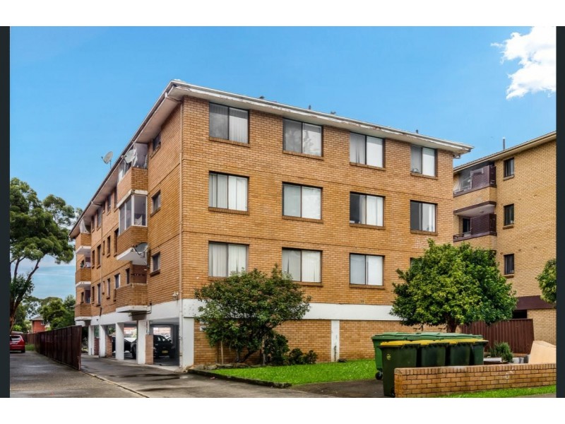 17/25 York Street, Fairfield NSW 2165