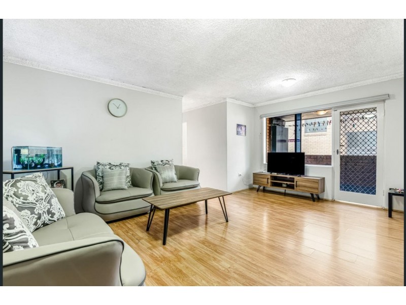 17/25 York Street, Fairfield NSW 2165
