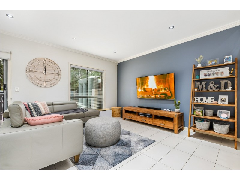 15 Firetail Cct, Cranebrook NSW 2749