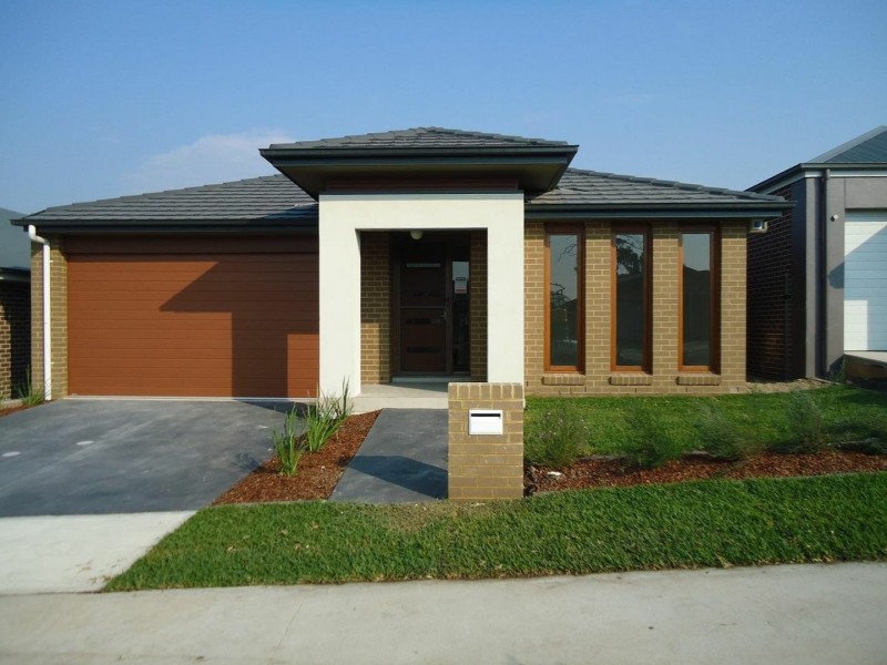 15 Scarborough Rise, Jordan Springs NSW 2747