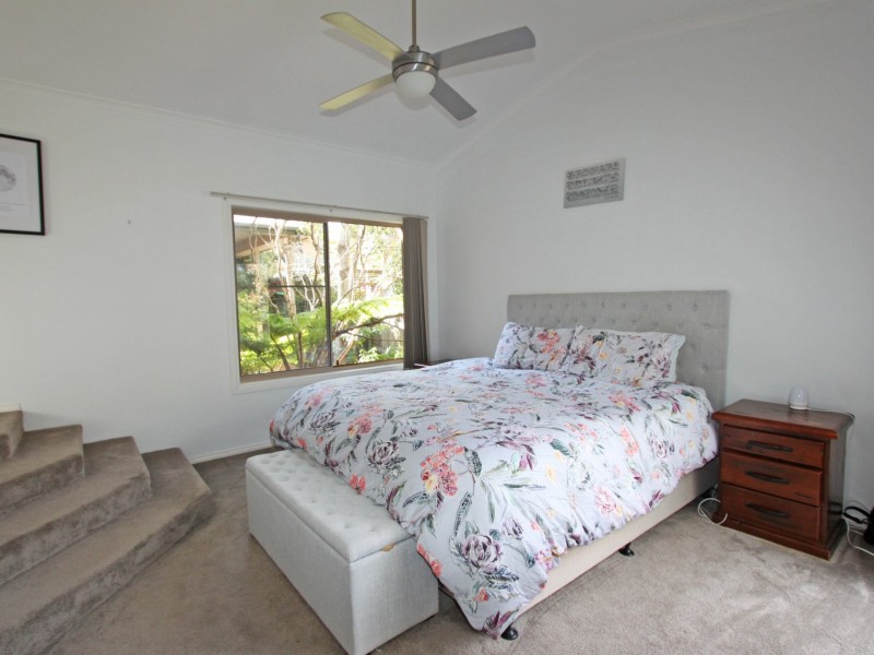 27 Falkland Close, Winmalee NSW 2777