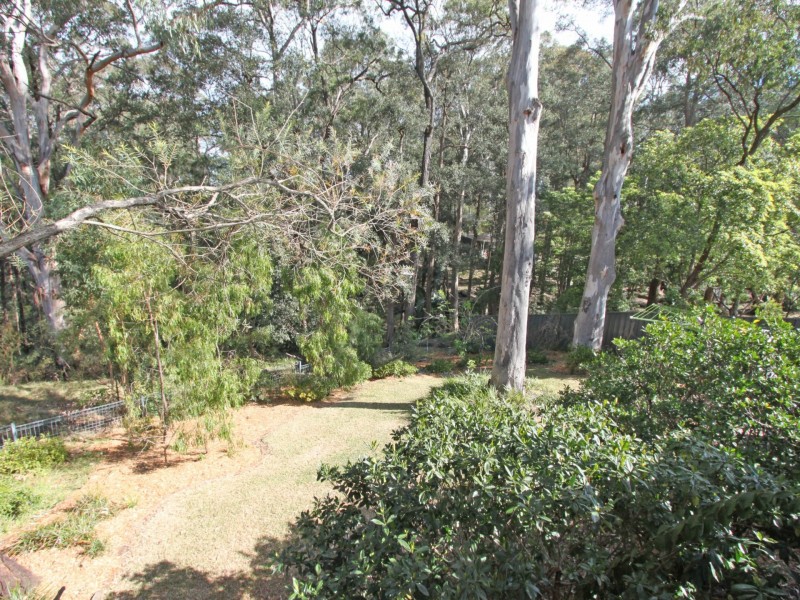 27 Falkland Close, Winmalee NSW 2777
