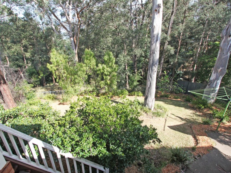 27 Falkland Close, Winmalee NSW 2777