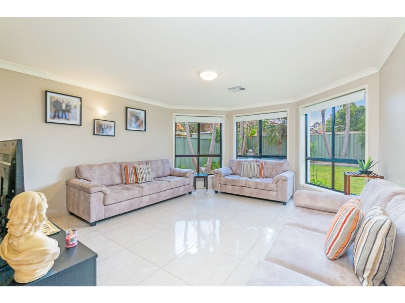 2 Ormonde Close, Glenmore Park NSW 2745
