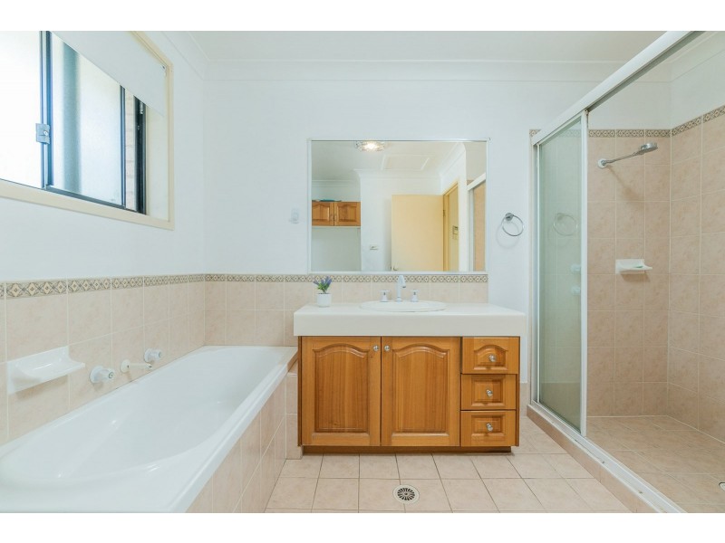 2 Ormonde Close, Glenmore Park NSW 2745