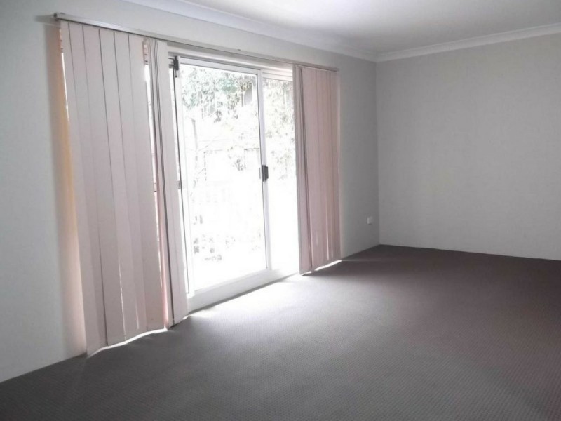 4/37 Memorial Avenue, Merrylands NSW 2160