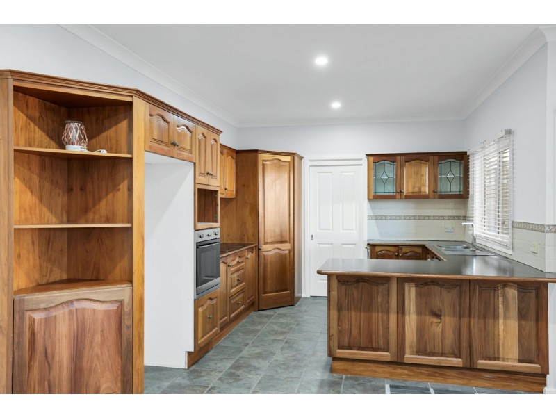 10 Baronesa Road, South Penrith NSW 2750