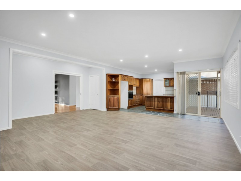 10 Baronesa Road, South Penrith NSW 2750