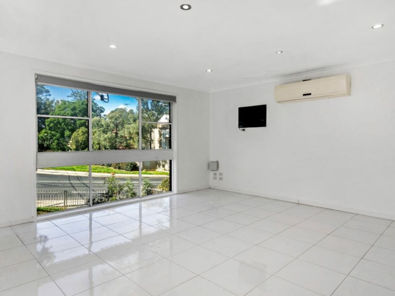 1 Lemongrove Road, Penrith NSW 2750