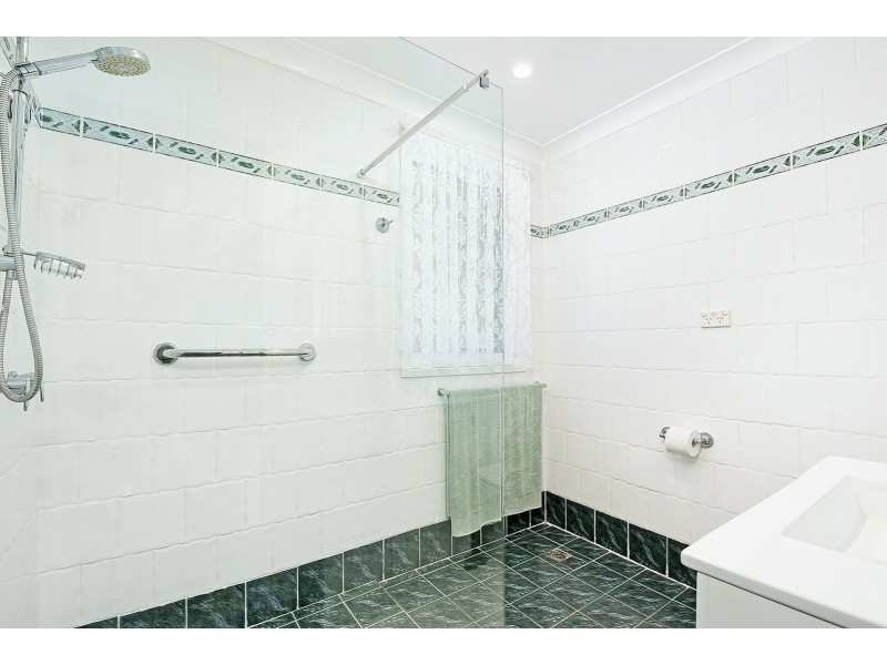 5 Damien Avenue, South Penrith NSW 2750