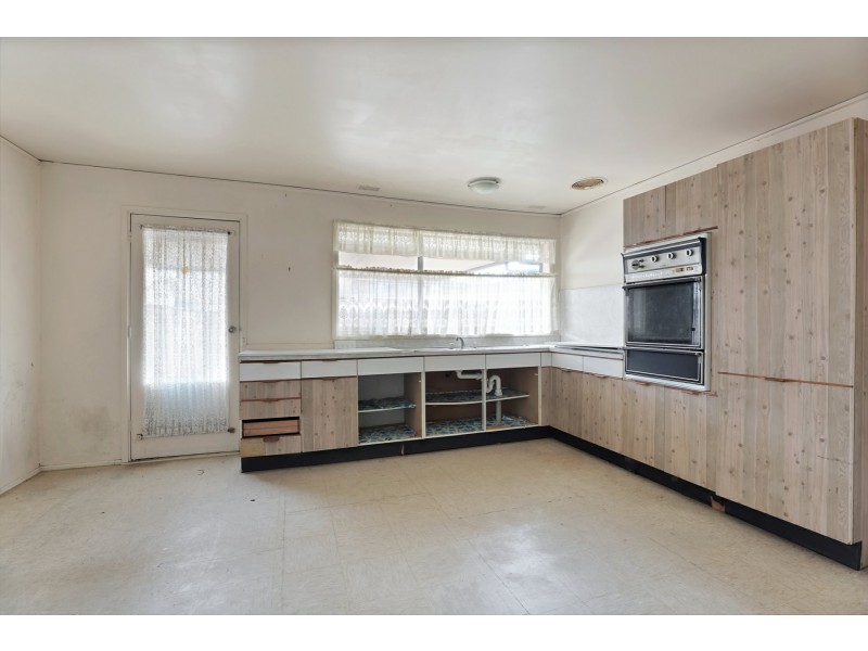 11 Sunset Avenue, South Penrith NSW 2750