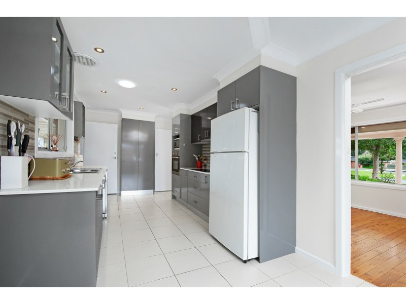 38 Imperial Avenue, Emu Plains NSW 2750