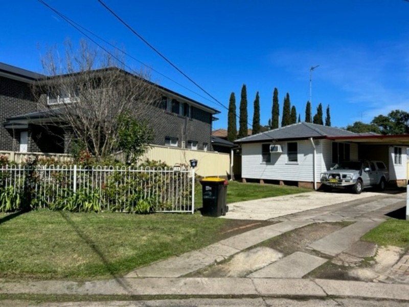 2 Winston Street, Penrith NSW 2750