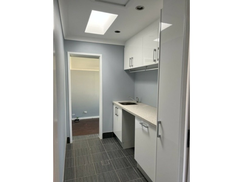 2 Winston Street, Penrith NSW 2750