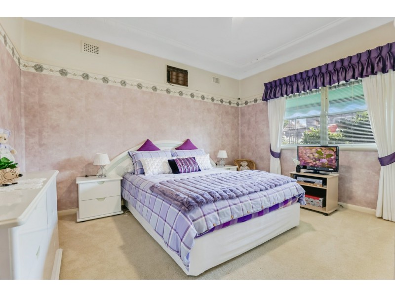 233 Stafford Street, Penrith NSW 2750