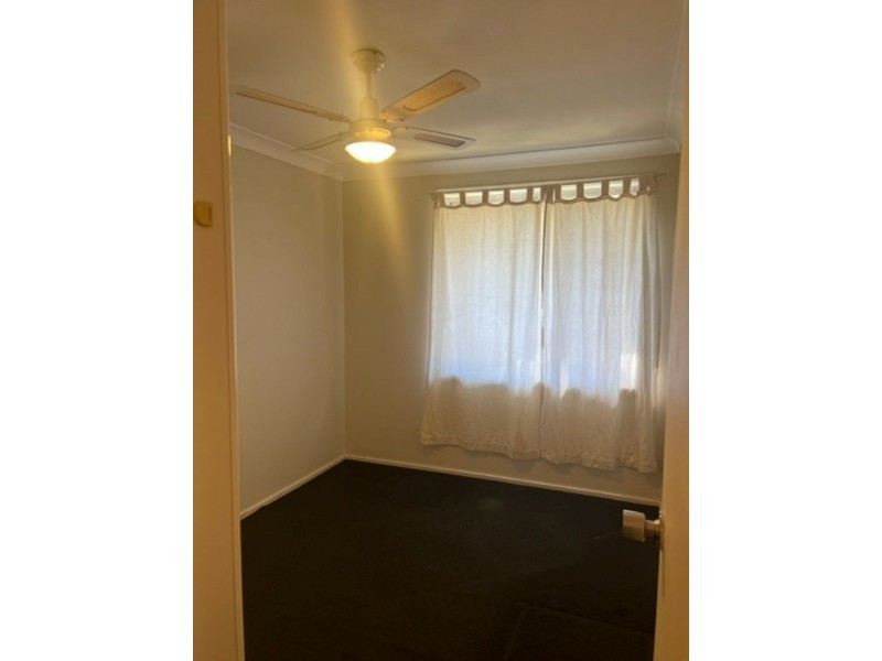 4 St Clair Avenue, St Clair NSW 2759