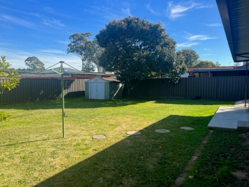 4 St Clair Avenue, St Clair NSW 2759