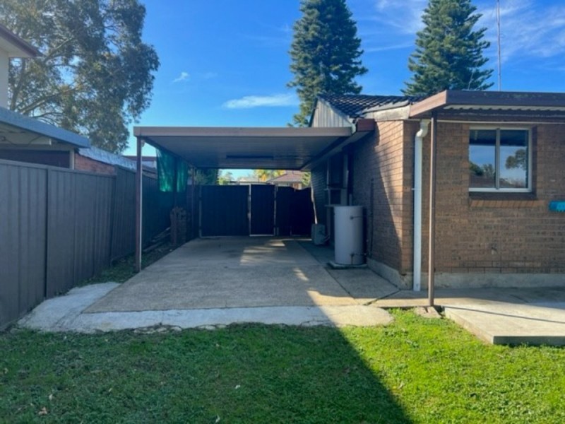 4 St Clair Avenue, St Clair NSW 2759