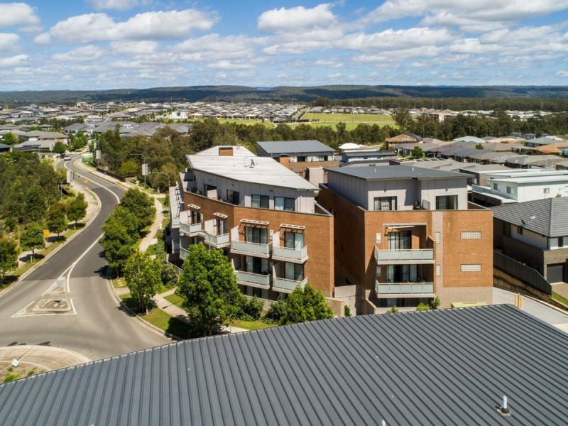 5/1 Glenmore Ridge Drive, Glenmore Park NSW 2745