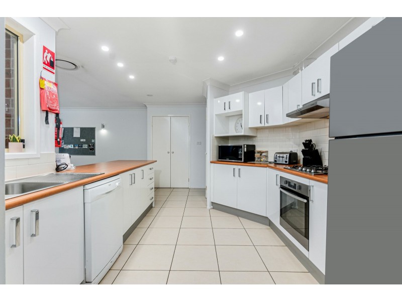 33 Jirramba Court, Glenmore Park NSW 2745