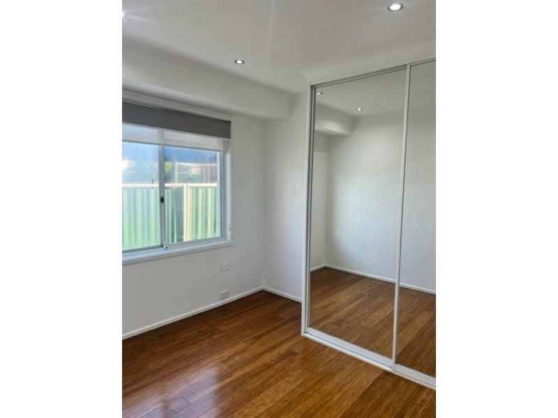 3 Hay Close, St Clair NSW 2759