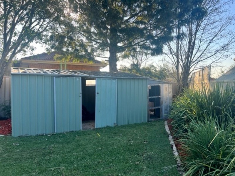 3 Hay Close, St Clair NSW 2759