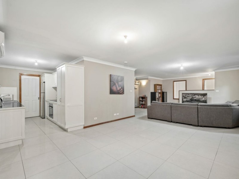 1/74 Cam Street, Cambridge Park NSW 2747