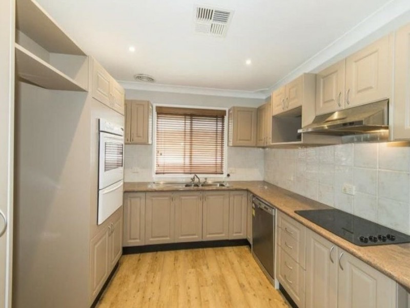 27 Mazepa Avenue, South Penrith NSW 2750