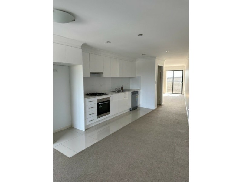 33/1 Glenmore Parkway Drive, Glenmore Park NSW 2745