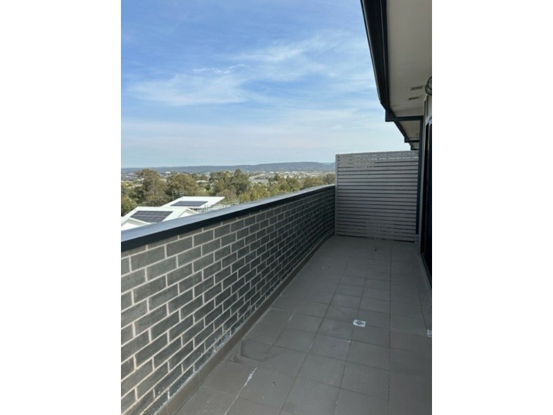 33/1 Glenmore Parkway Drive, Glenmore Park NSW 2745