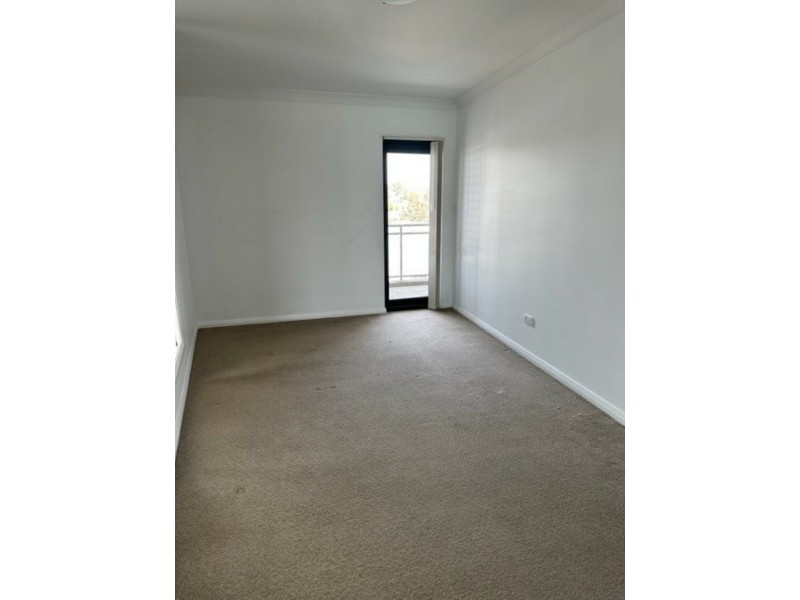 33/1 Glenmore Parkway Drive, Glenmore Park NSW 2745