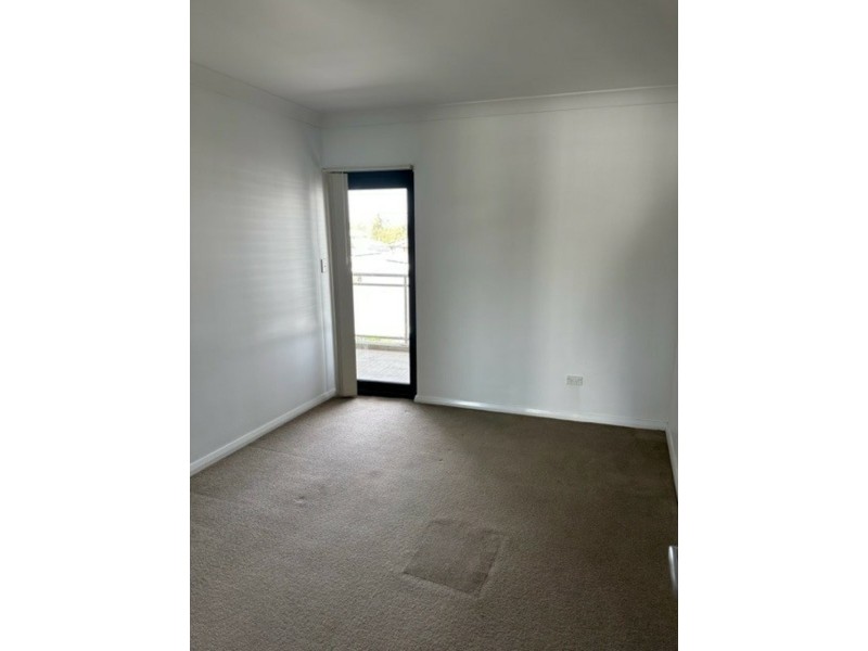 33/1 Glenmore Parkway Drive, Glenmore Park NSW 2745