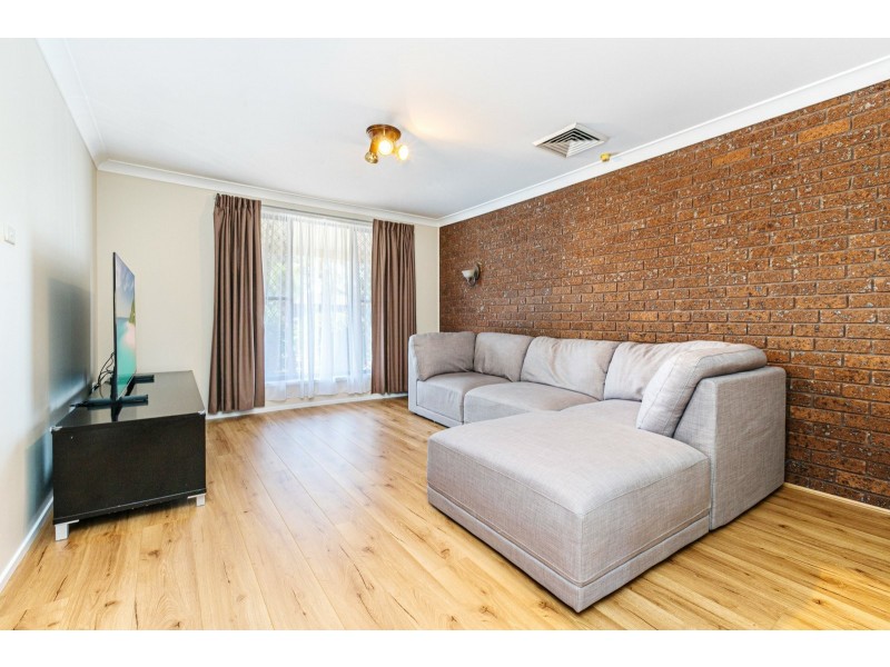 23 Charmer Crescent, Minchinbury NSW 2770