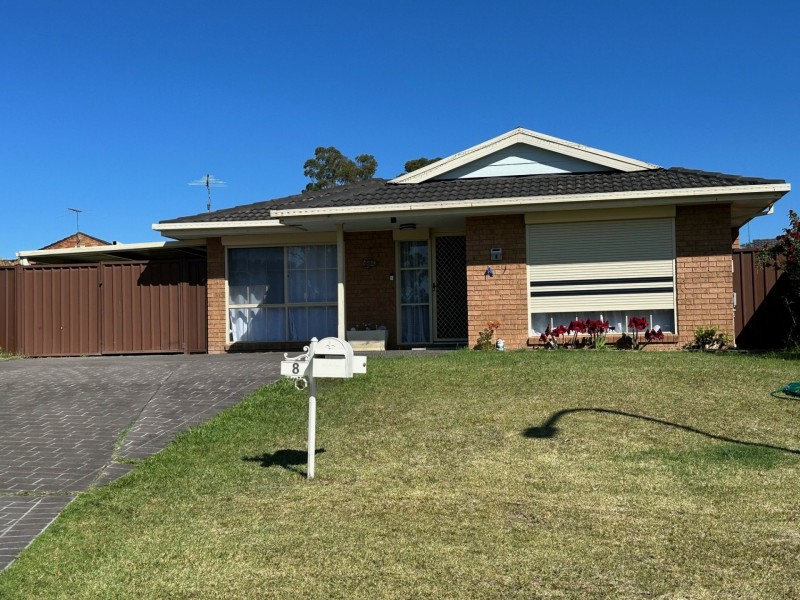 8 Clovertop Place, Werrington Downs NSW 2747