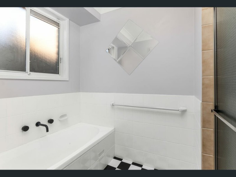 1B Leonay Parade, Leonay NSW 2750