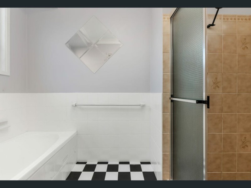 1B Leonay Parade, Leonay NSW 2750