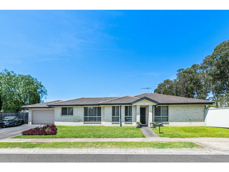 2 Coachwood Drive, Claremont Meadows NSW 2747