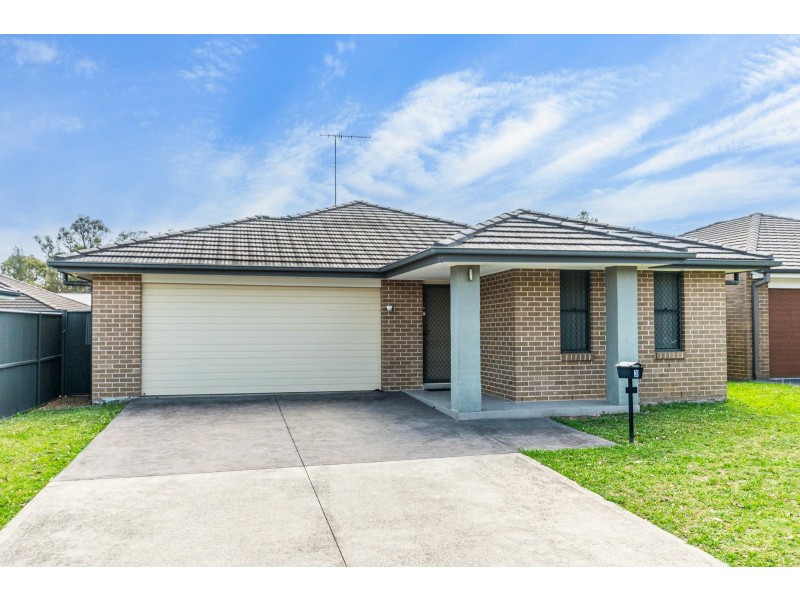 3 Corrigan St, Ropes Crossing NSW 2760